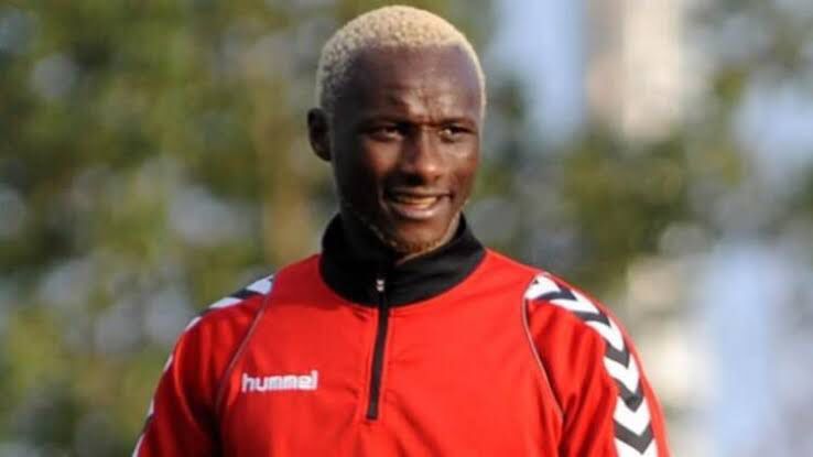 MİLLİ TAKIM SPORCULARI, ŞANLIURFA’DA FUTBOL ŞÖLENİNDE TOP