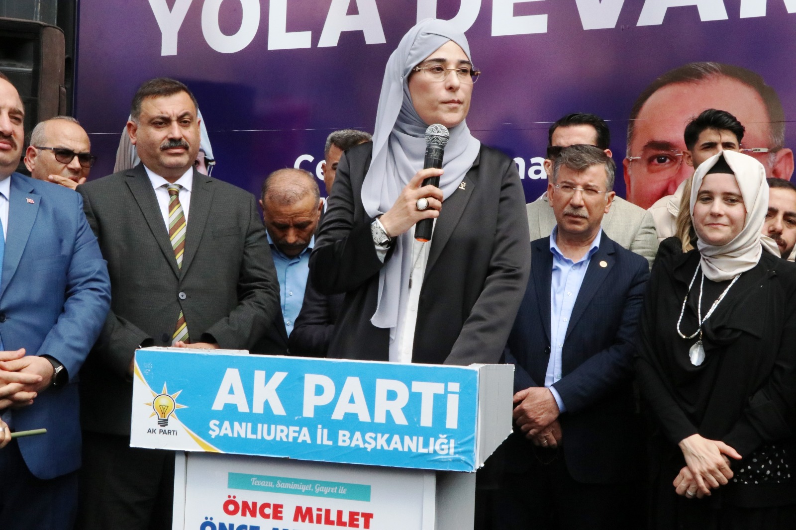 YAZMACI’NIN SEÇİM BÜROSU AÇILIŞI MİTİNGE DÖNÜŞTÜ.