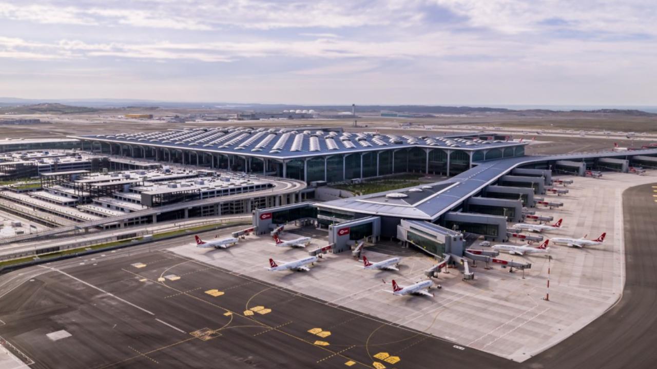İstanbul Havalimanı’nda tüm zamanların yolcu rekoru kırıldı
