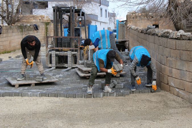 Bozova Belediyesinde Üst Yapı Çalışmaları Devam Ediyor