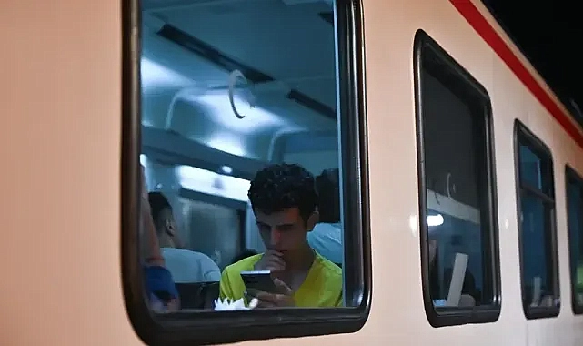 Öğrenciler dikkat! Ulaşım desteğinde yeni gelişme!