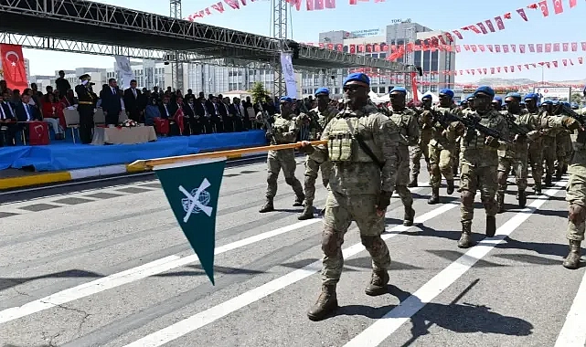 Şanlıurfa’da Zafer Bayramı coşkusu yaşandı!
