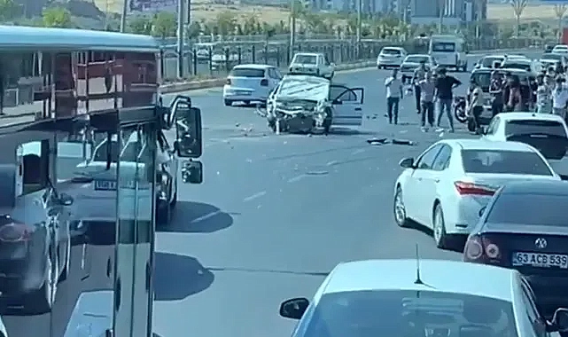 Şanlıurfa’da zincirleme kaza! 2 yaralı