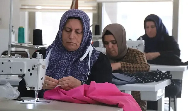 Karaköprü Belediyesi’nin açtığı dikiş-nakış kursuna yoğun ilgi!