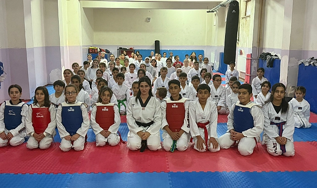 Şanlıurfa’da kadın tekvando antrenöründen öğrencilere gönüllü eğitim
