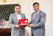 Anavatan Partisi Teşkilat Başkan Yardımcısı Halil Aslan’dan Harran Belediye Başkanı Mahmut Özyavuz’a Ziyaret