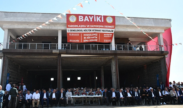 Siverek’te Bayiki Kültür ve Sanat Festivali Düzenlendi