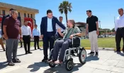 Başkan Özyavuz’dan akülü sandalye desteği