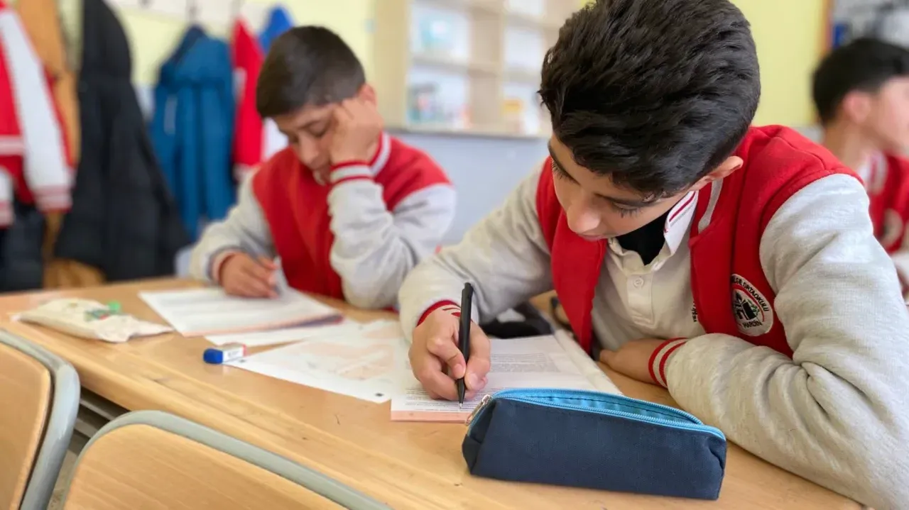 Yarın İçin Nefesler Tutuldu! Şanlıurfa’da LGS Yerleştirme Heyecanı