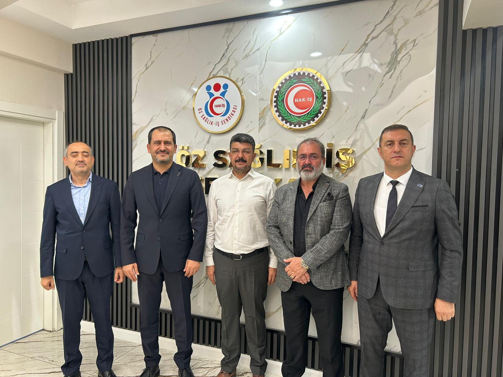 Öz Sağlık-İş Sendikası Başkanı Bekir Başak’a Anahtar Parti”Heyetinden  Ziyaret