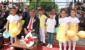 Başkan Ayhan 2025-2026 Eğitim-öğretim Yılı Tüm Öğrenci, Öğretmen Ve Velilerimize Hayırlı Olsun!