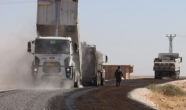 Büyükşehir, Harran’da yol konforunu artırıyor