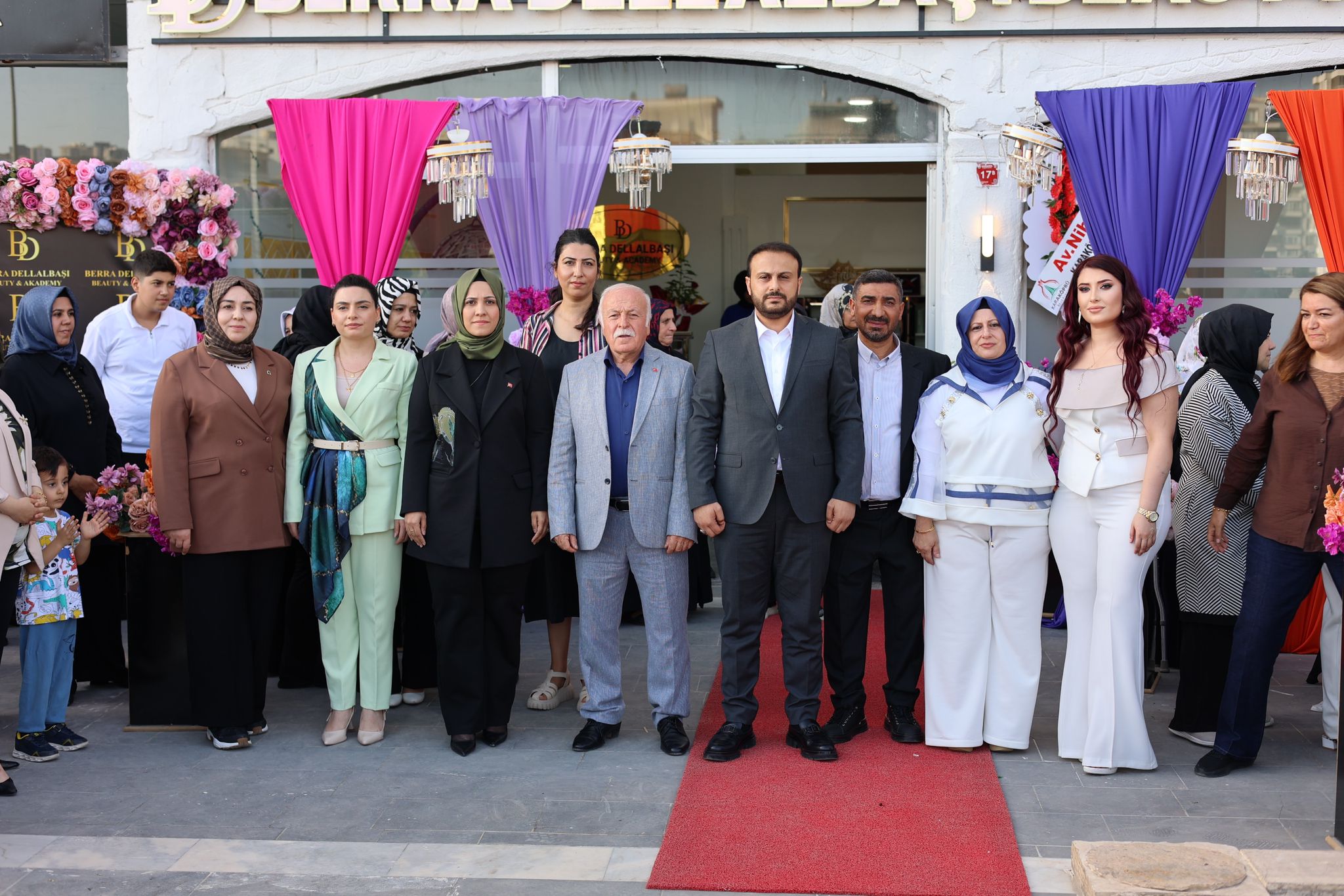 İş İnsanı Murat Dellalbaşı’ndan Şanlıurfa’ya Yeni Bir Güzellik Merkezi