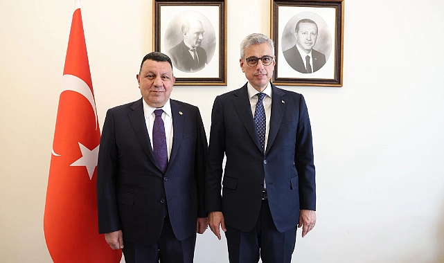 MHP Şanlıurfa Milletvekili İbrahim Özyavuz’dan Sağlık Bakanı Memişoğlu’na Ziyaret