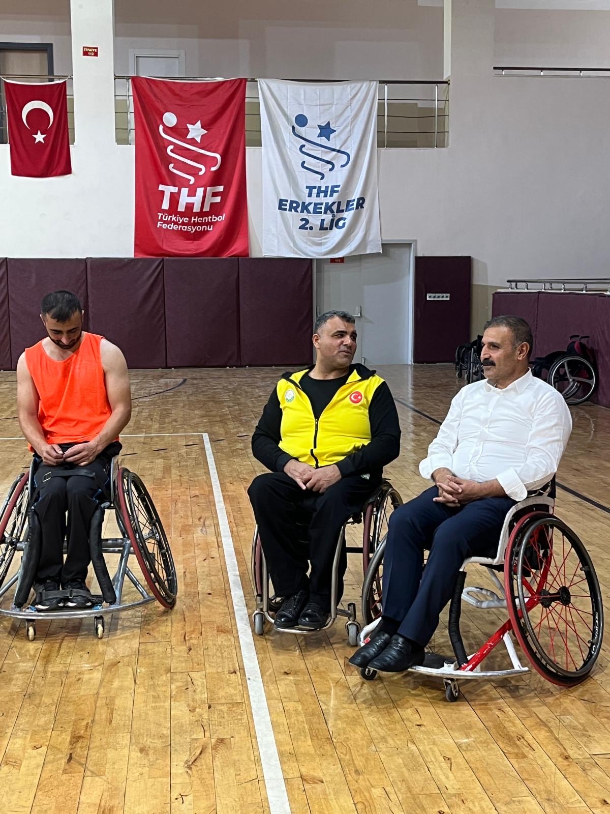 İş İnsanı Emin Yetim’den Şanlıurfa Bedensel Engelliler Spor Kulübüne Destek Ziyareti