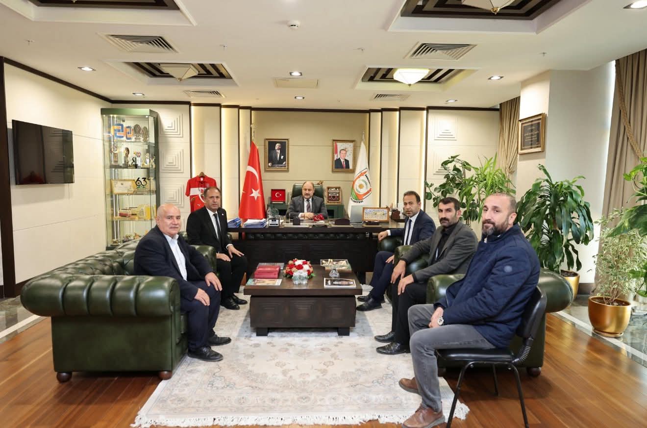 Şanlıurfa Esnaf ve Sanatkârlar Odası Başkanı İsmail Karacabey’den Başkan Gülpınara ziyaret