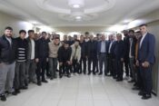 Önceki Dönem AK Parti Bozova İlçe Başkanı Yusuf Çakmak’tan Şampiyon Bozova Spor’a İftar Yemeği