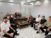 MHP Hilvan İlçe Başkanı Av. Mehmet Baytak, İlçe Başkanlığı Binasında Misafirlerini Ağırlamaya Başladı