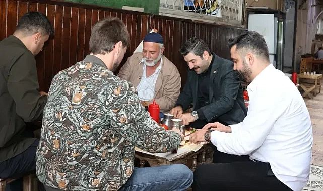 Vekil Eyyüpoğlu, esnafla buluşup talepleri dinledi!